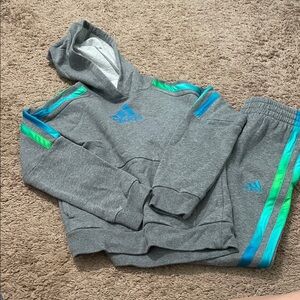 adidas Kids Matching Set in Gray with Blue and Green Accents